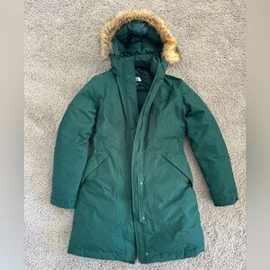 North Face Arctic Parka Size Small